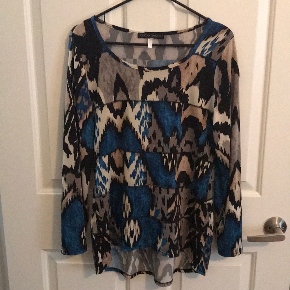 4 for $20 Long sleeve blue and tan print blouse